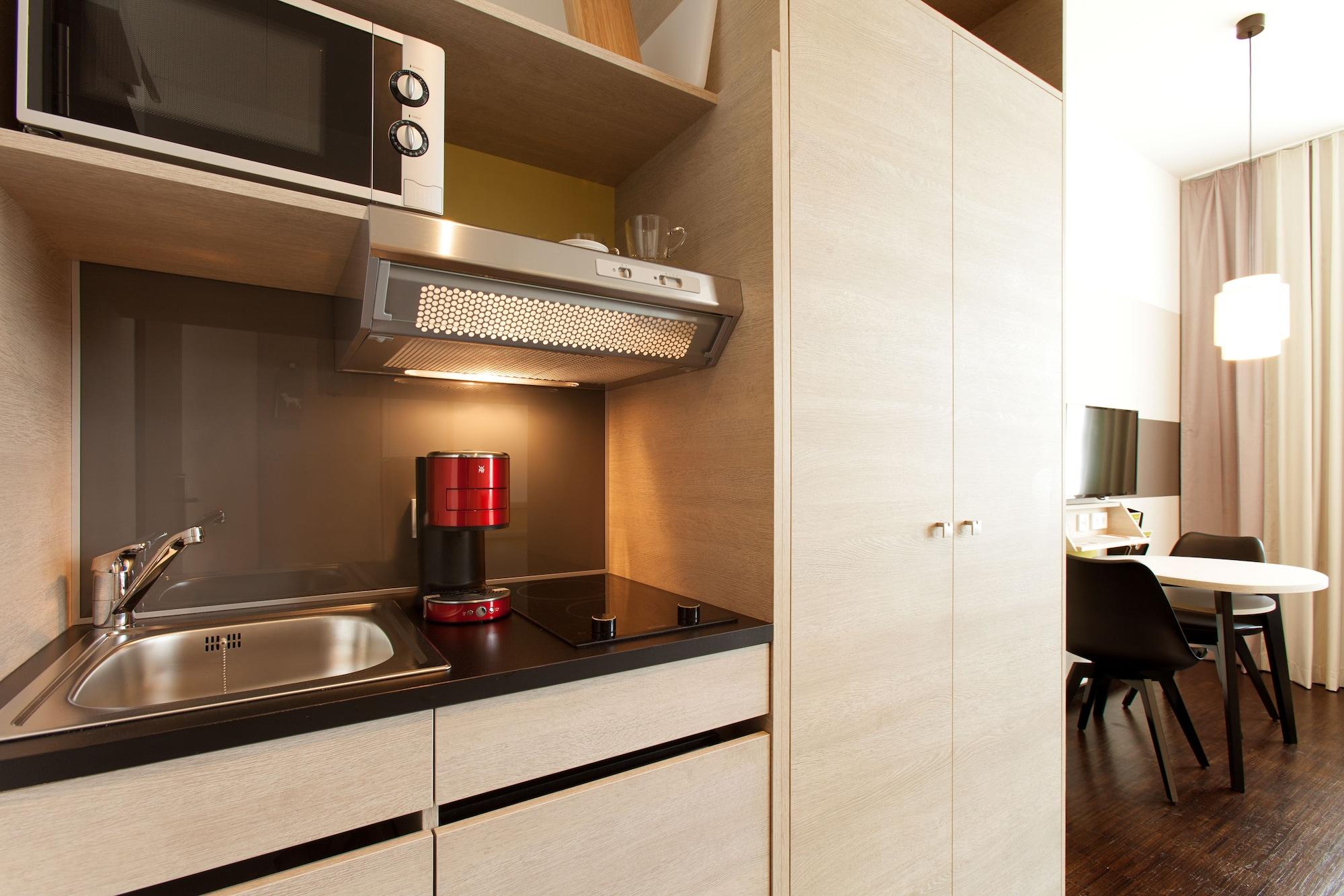 Vienna House Easy By Wyndham Osnabrueck City & Apartments Bagian luar foto