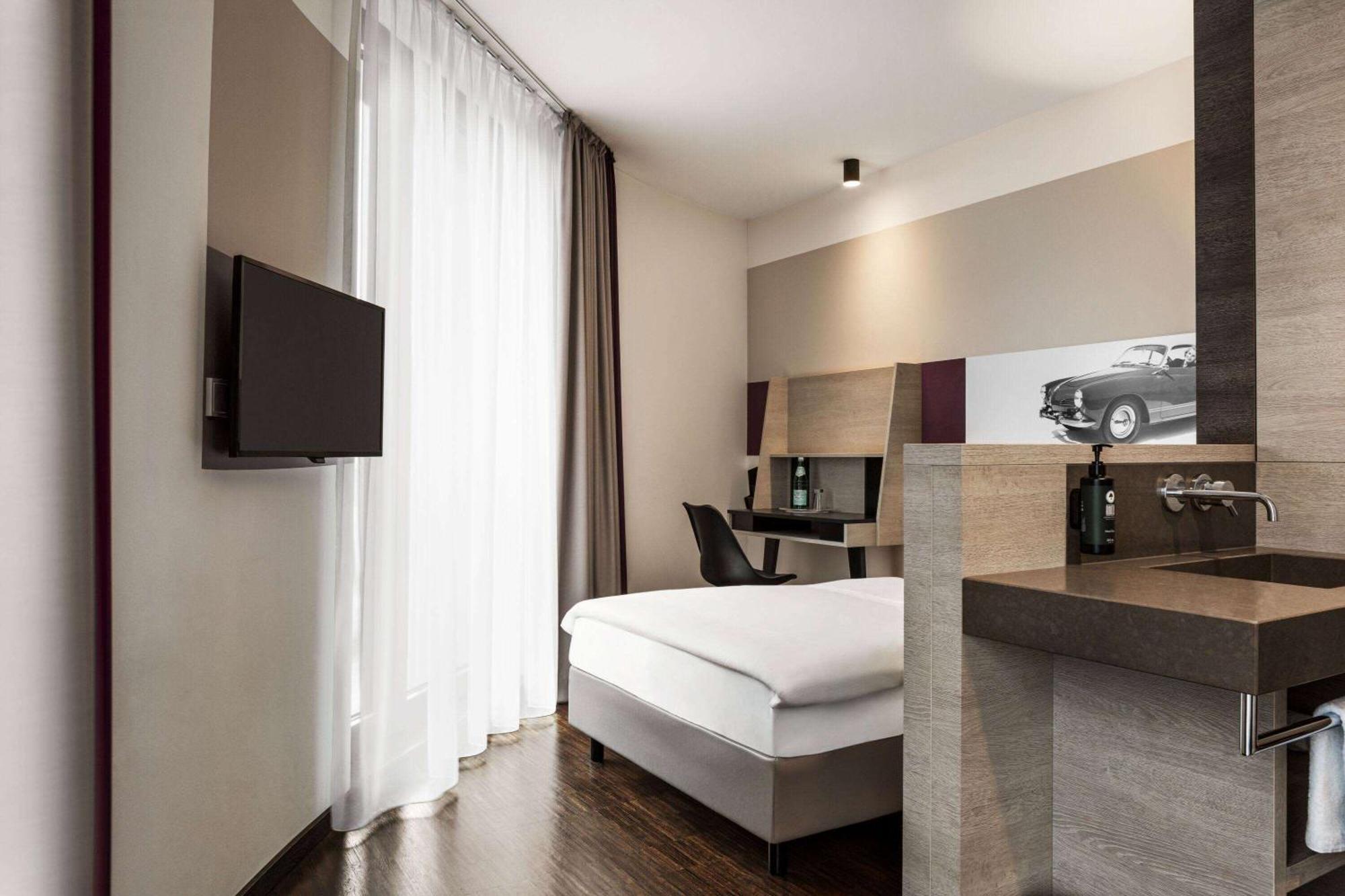 Vienna House Easy By Wyndham Osnabrueck City & Apartments Bagian luar foto