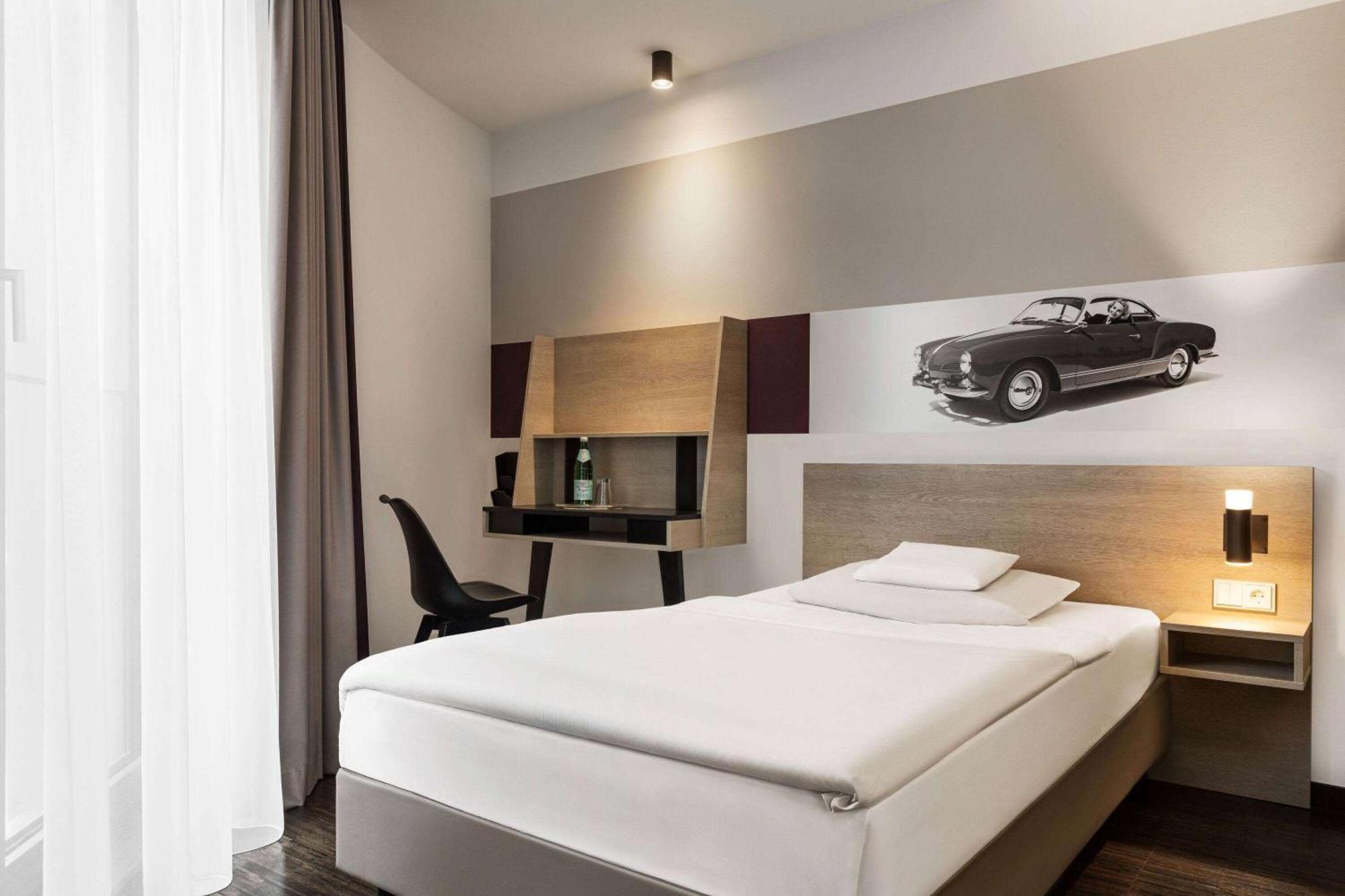 Vienna House Easy By Wyndham Osnabrueck City & Apartments Bagian luar foto